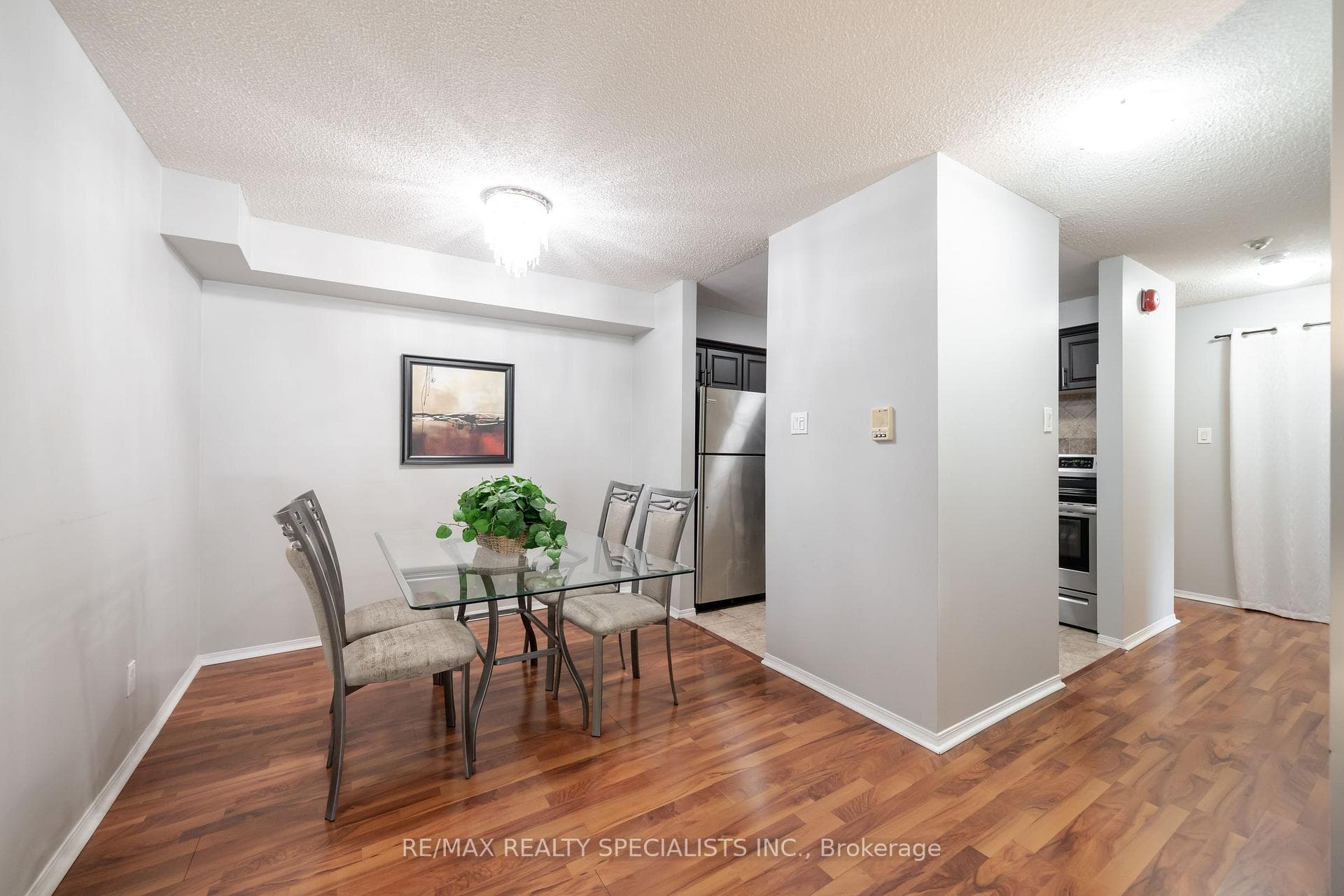 95 Trailwood Drive Unit 612 photo 8