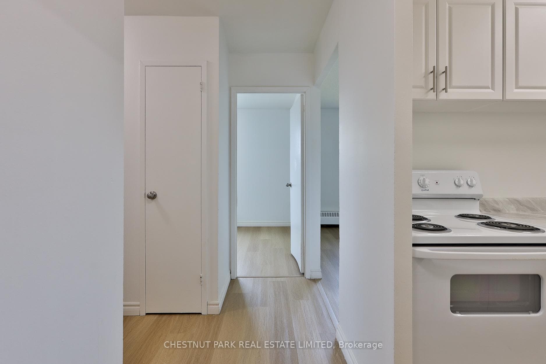 888 Glen Street Unit 507 photo 3