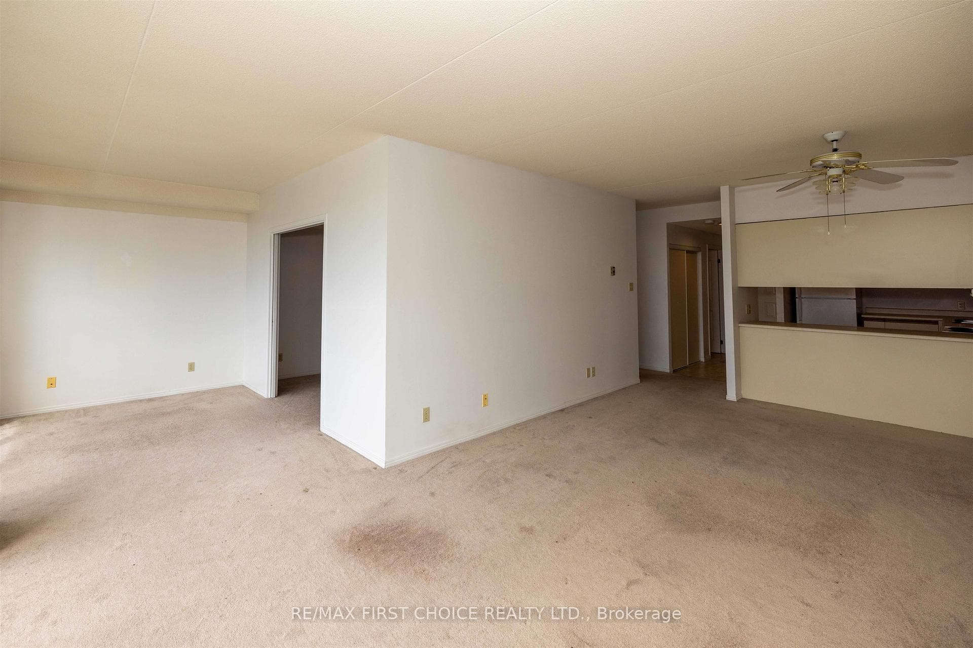 590 Beverly Street Unit 802 photo 11
