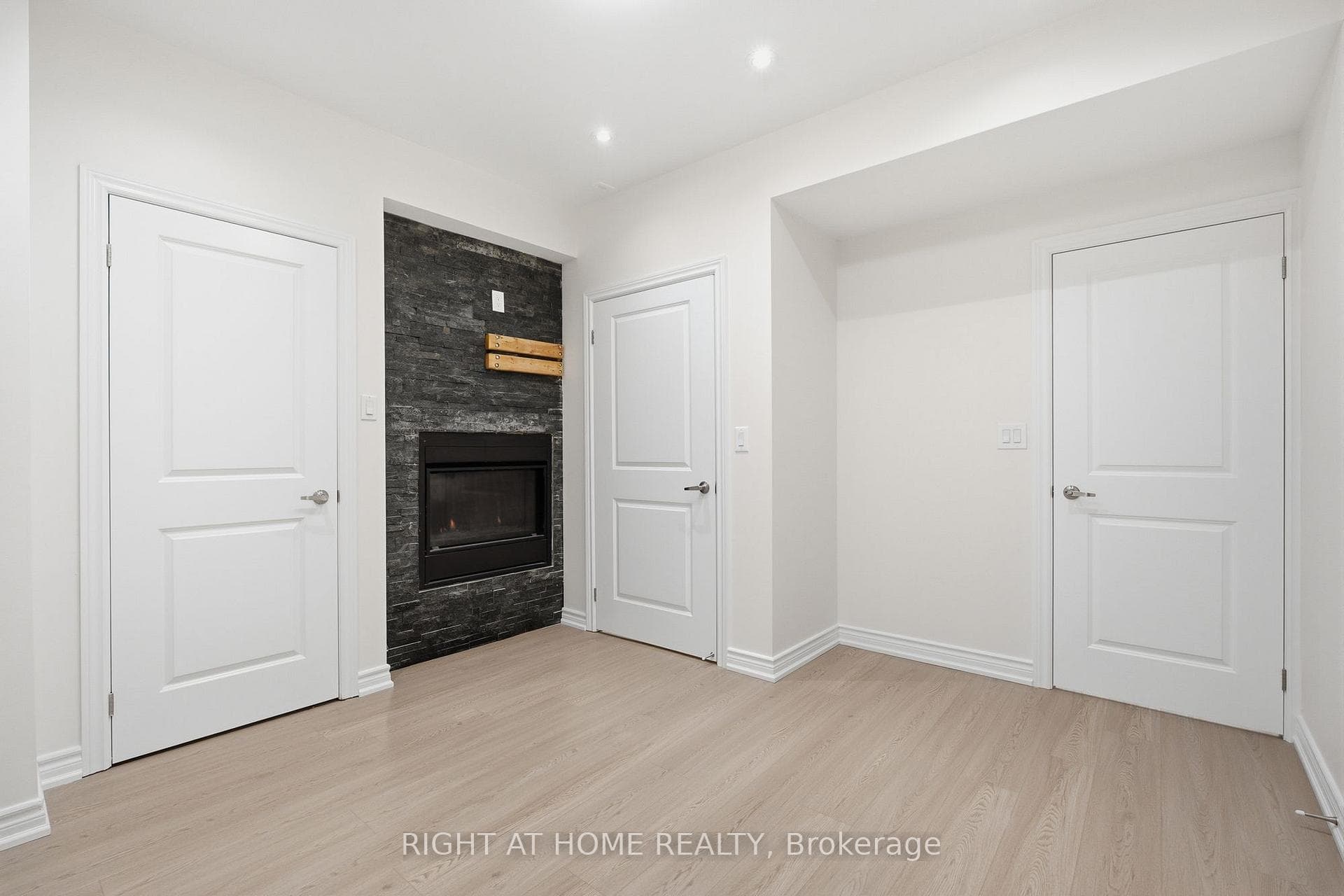 201 Donald Sim Avenue Unit Basement photo 16