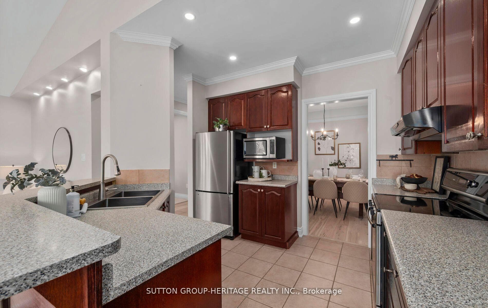 1776 Autumn Crescent photo 18