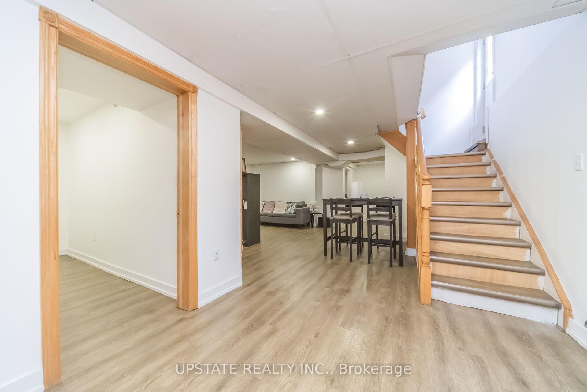 145 Valonia Drive photo 27