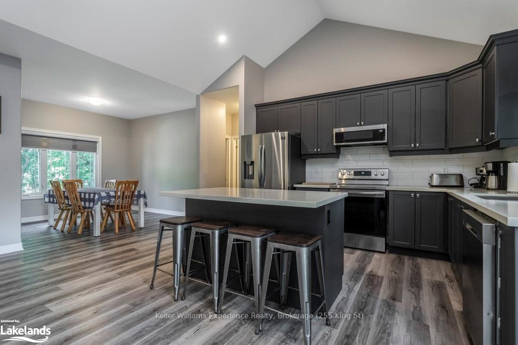 40 LINDALE Avenue photo 5
