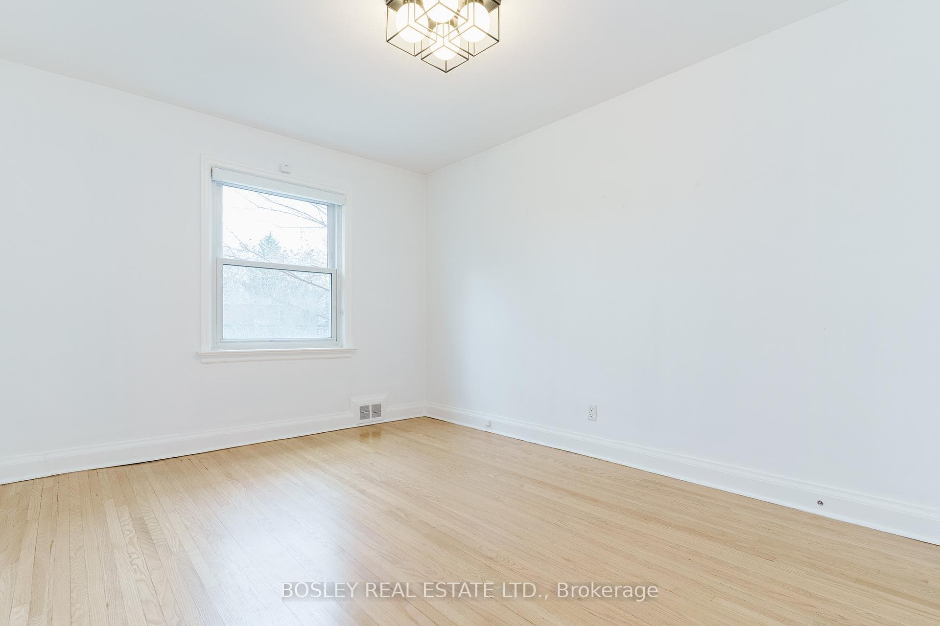 50 King High Avenue photo 16