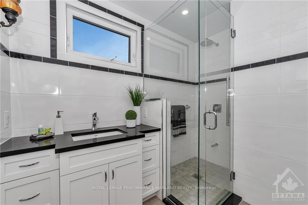 24 GLENGARRY Road photo 19