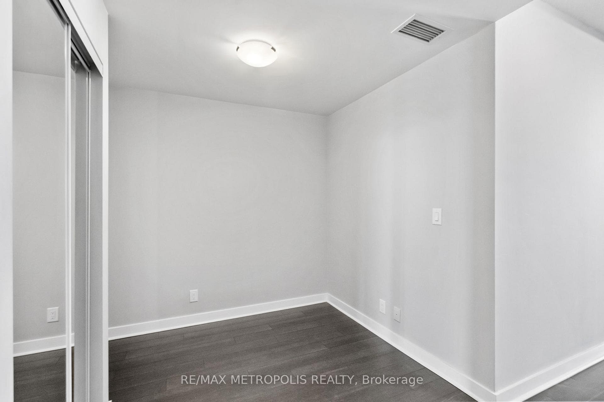 3985 Grand Park Drive Unit 305 photo 19