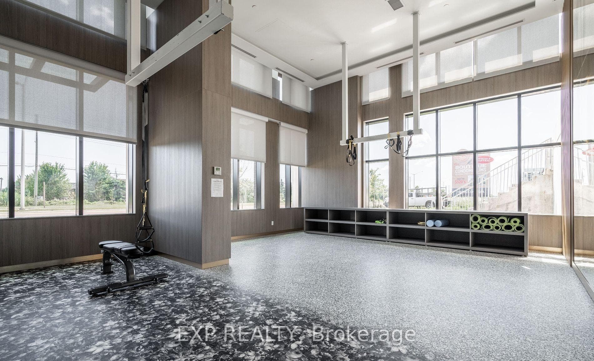 405 Dundas Street Unit 322 photo 22
