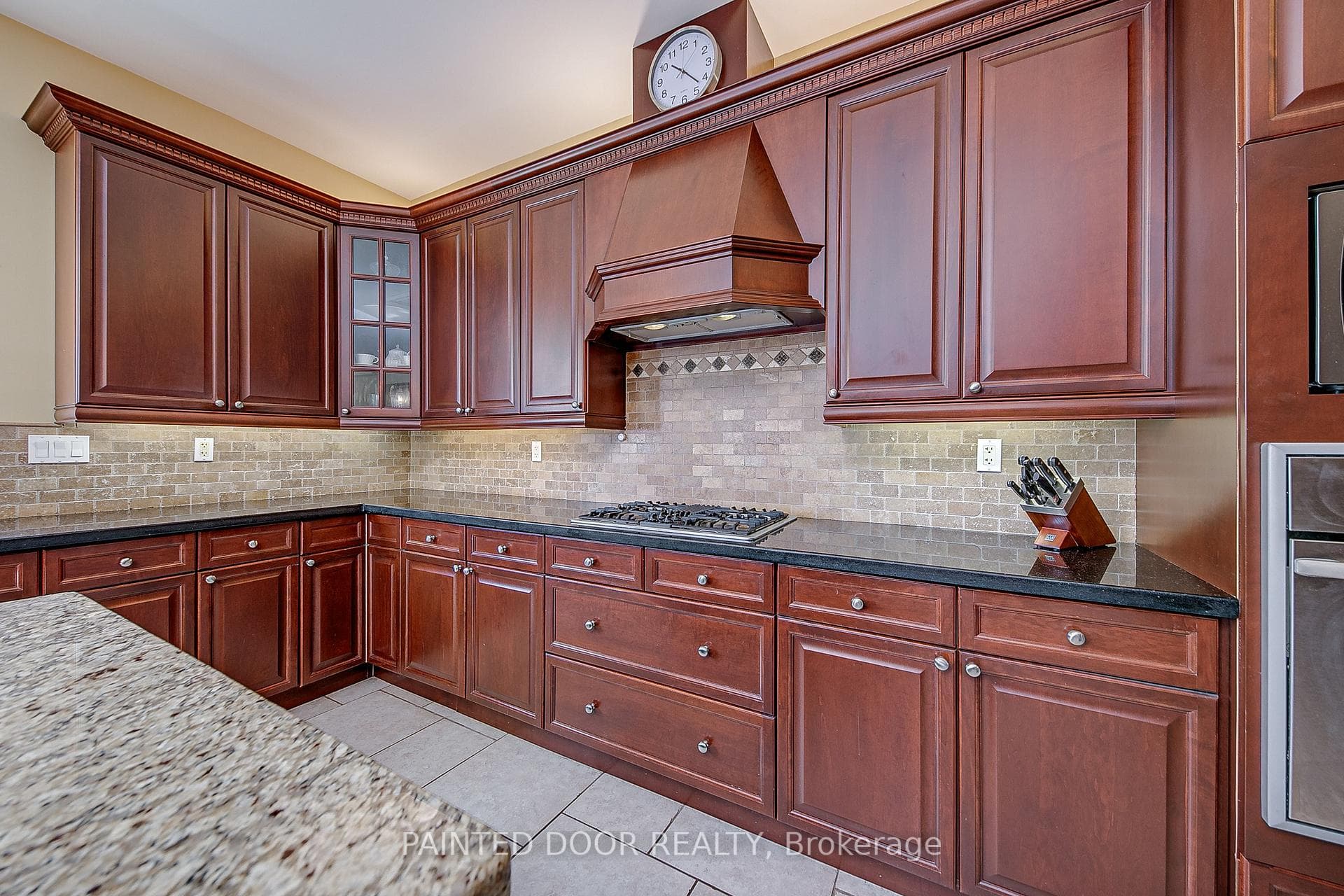 109 Huronia Road photo 10