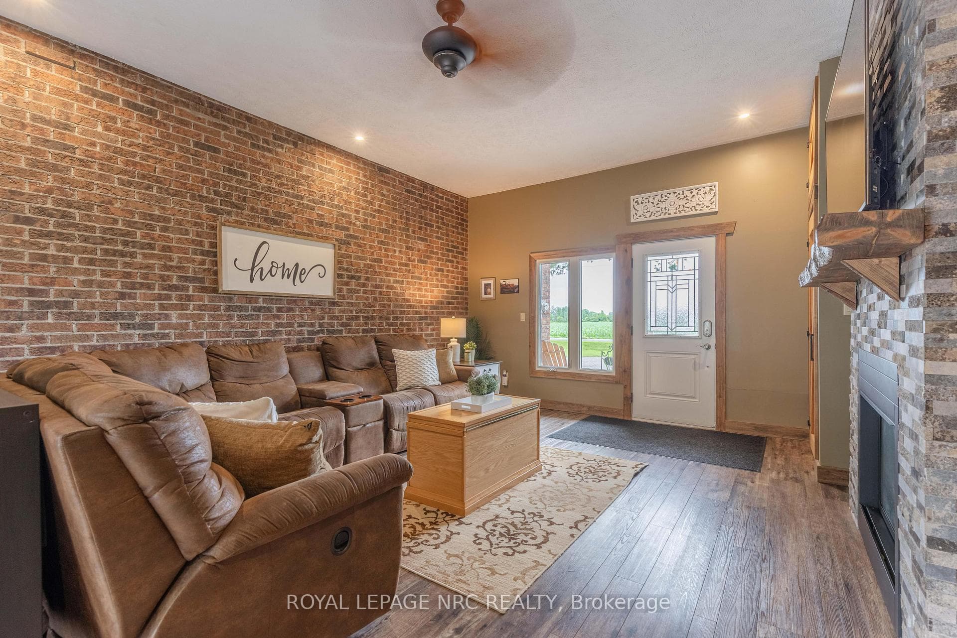 54038 Willford Road photo 16