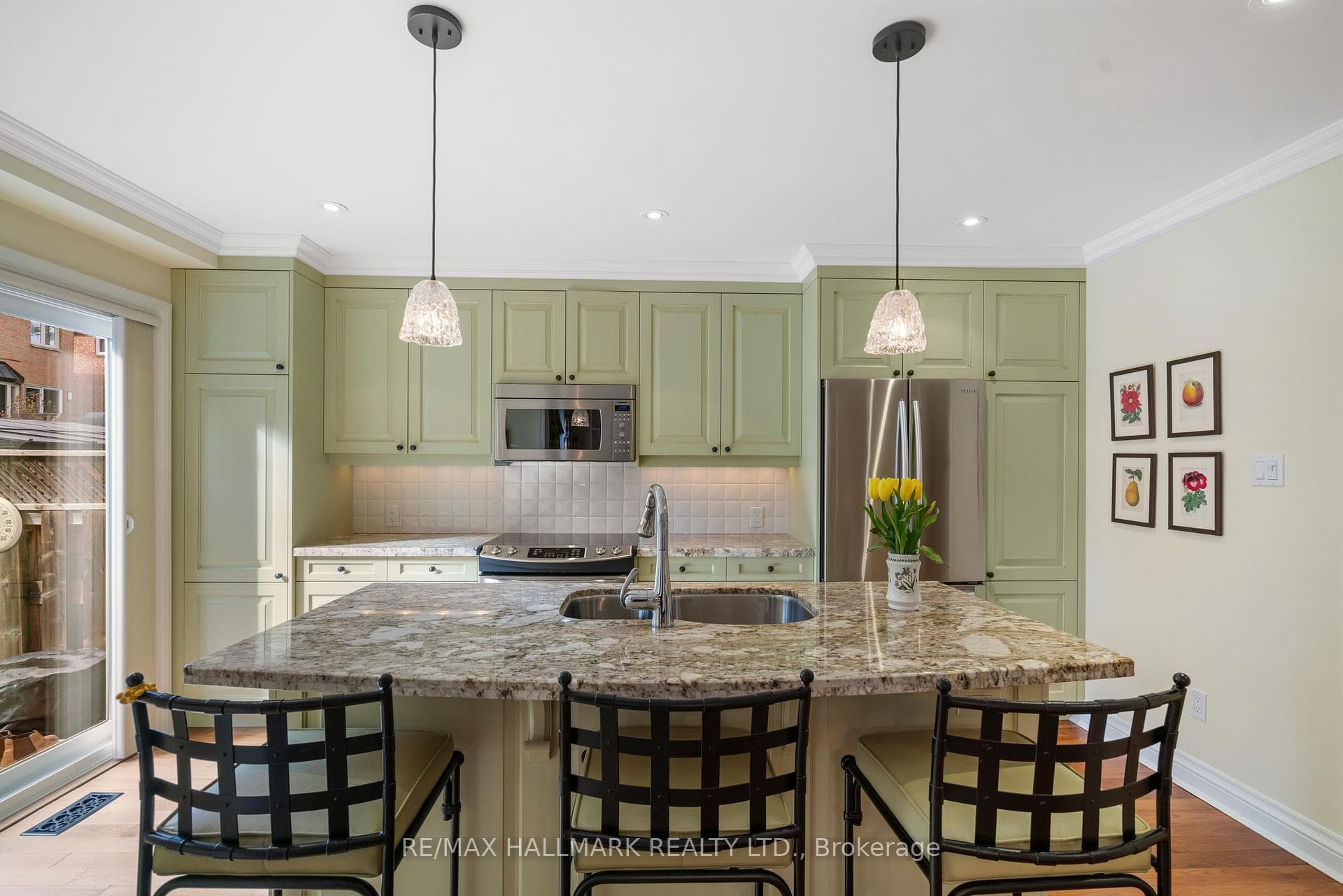 51 Ross Linton Drive photo 11