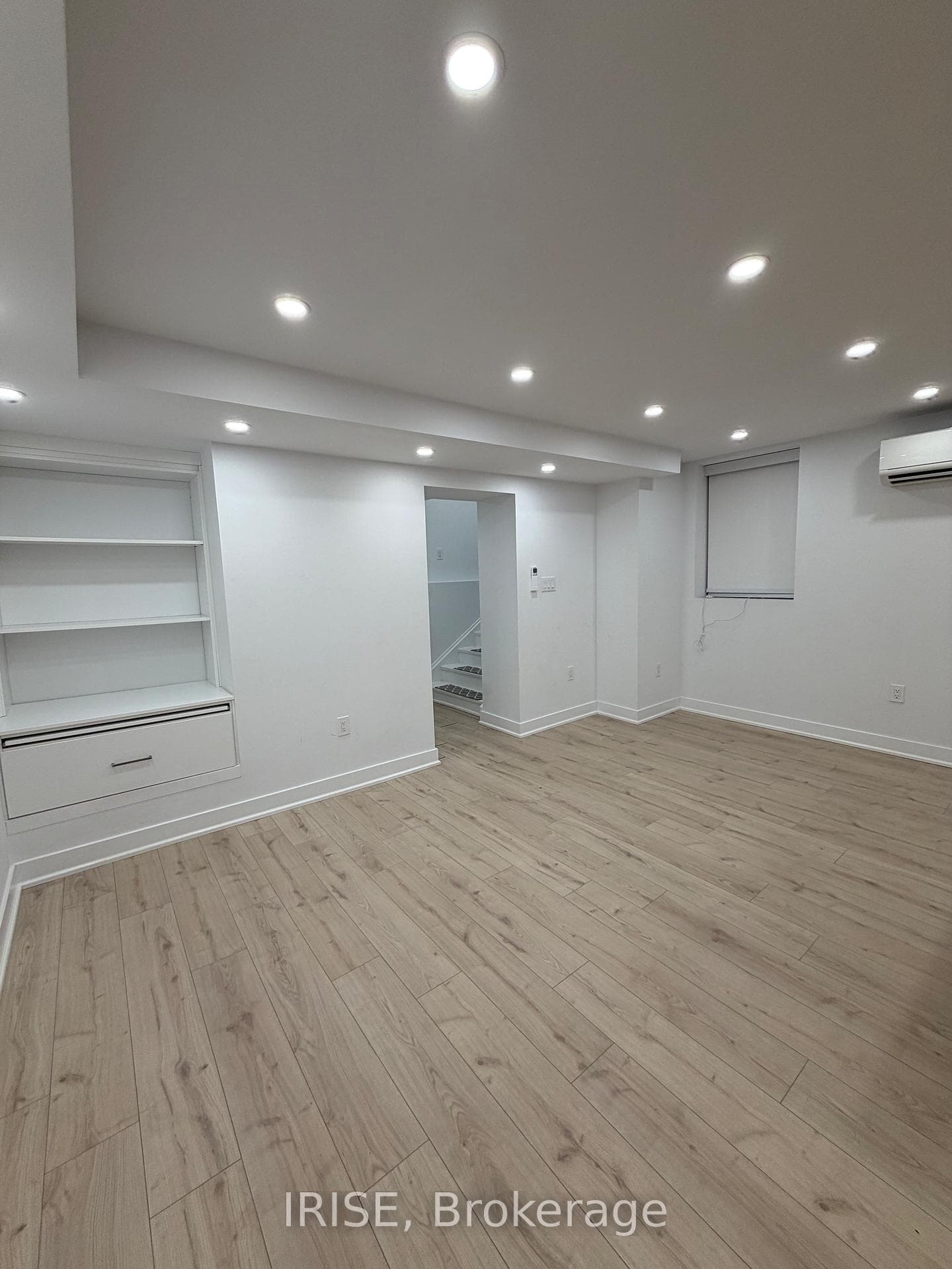 2 Selwood Avenue Unit A photo 9