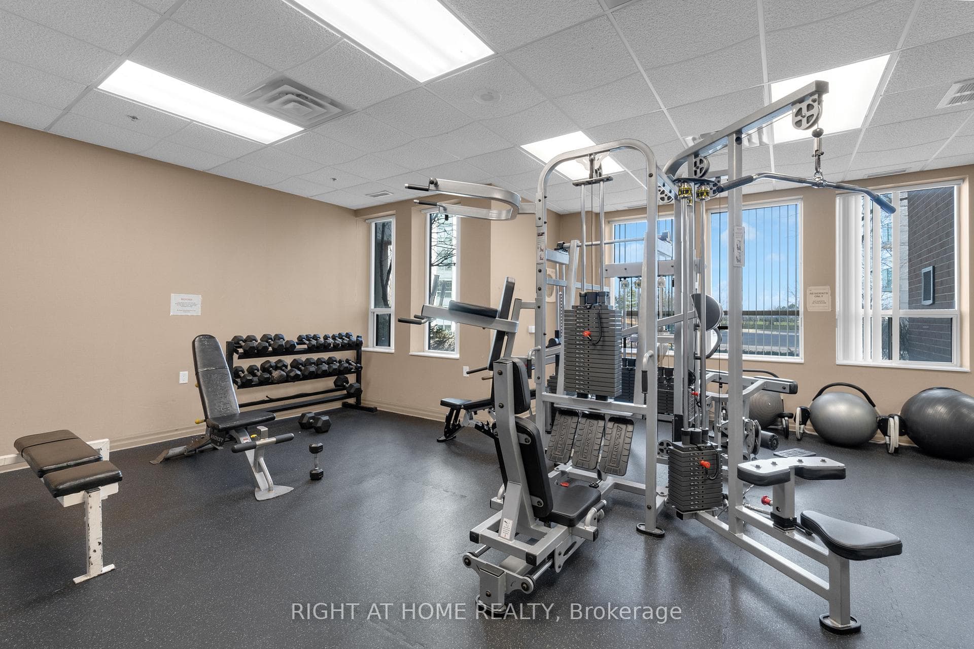 4850 Glen Erin Drive Unit 501 photo 18