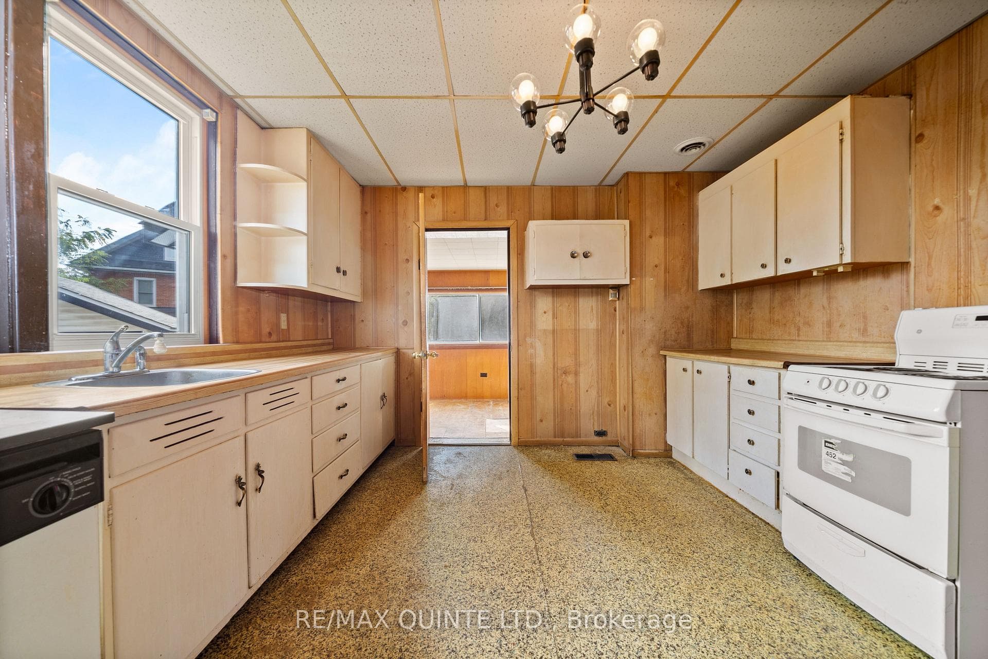 51 Strachan Street photo 10