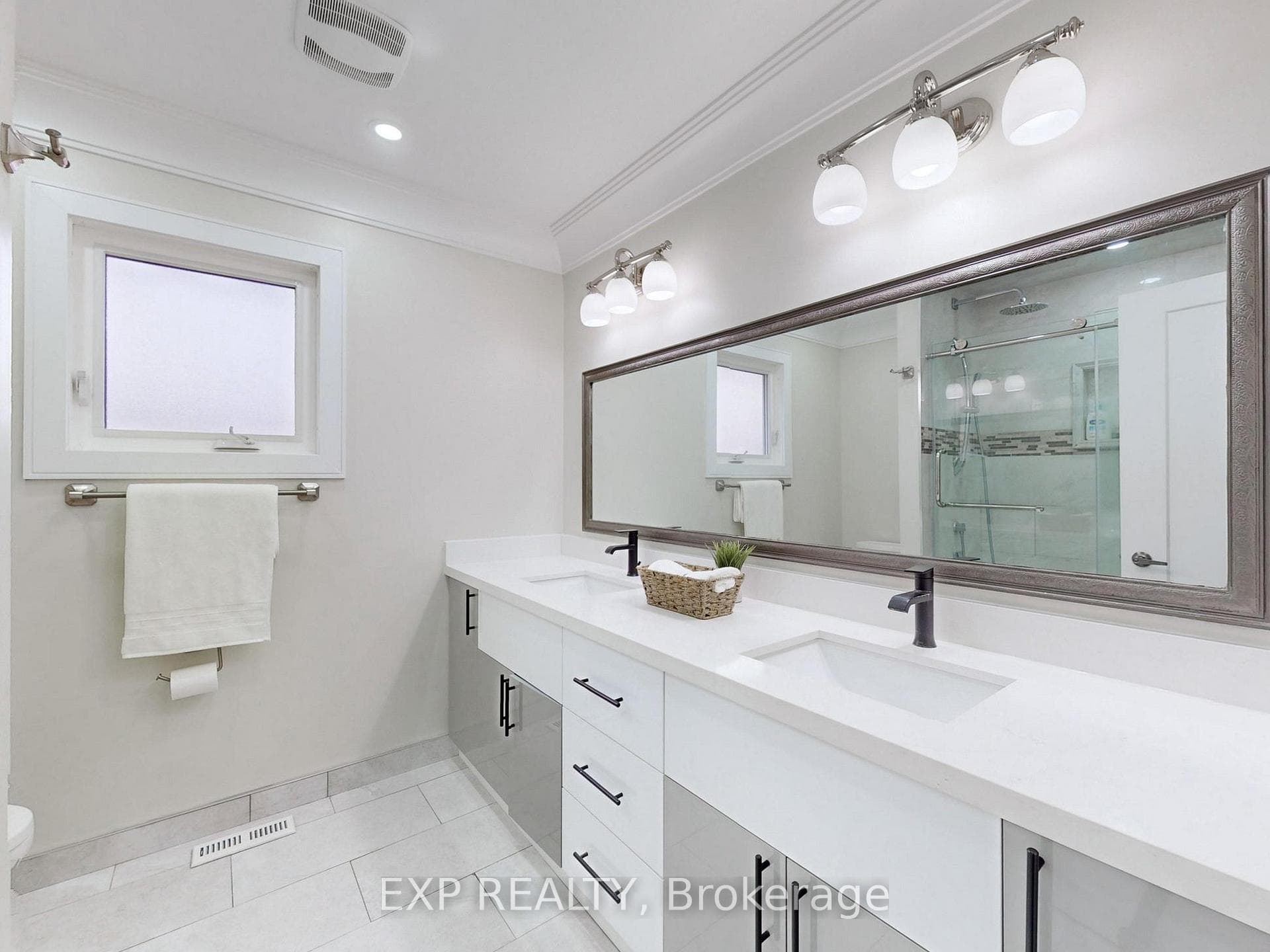 84 Burgosa Court photo 20