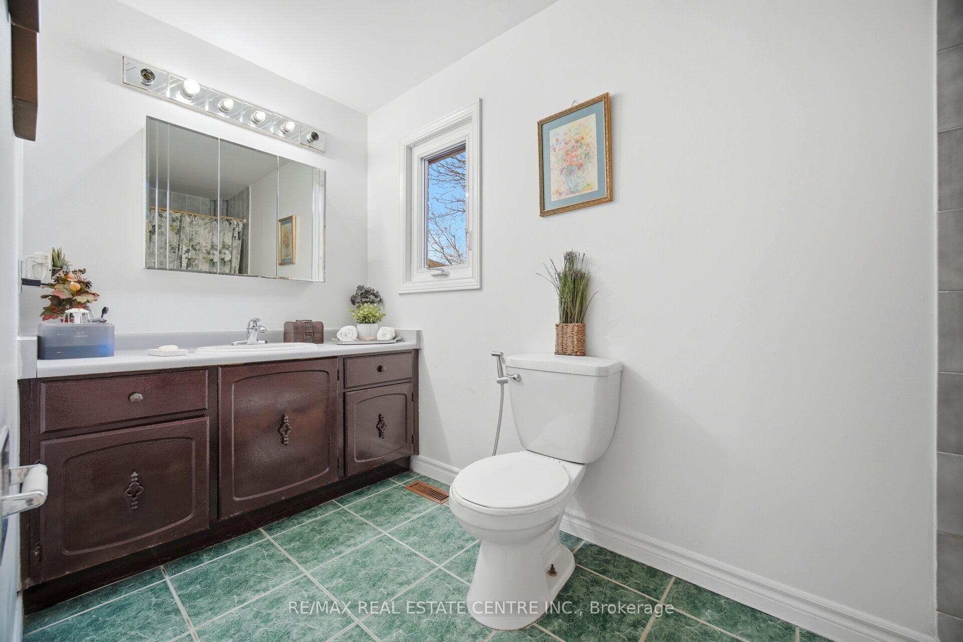 6884 Edenwood Drive photo 30
