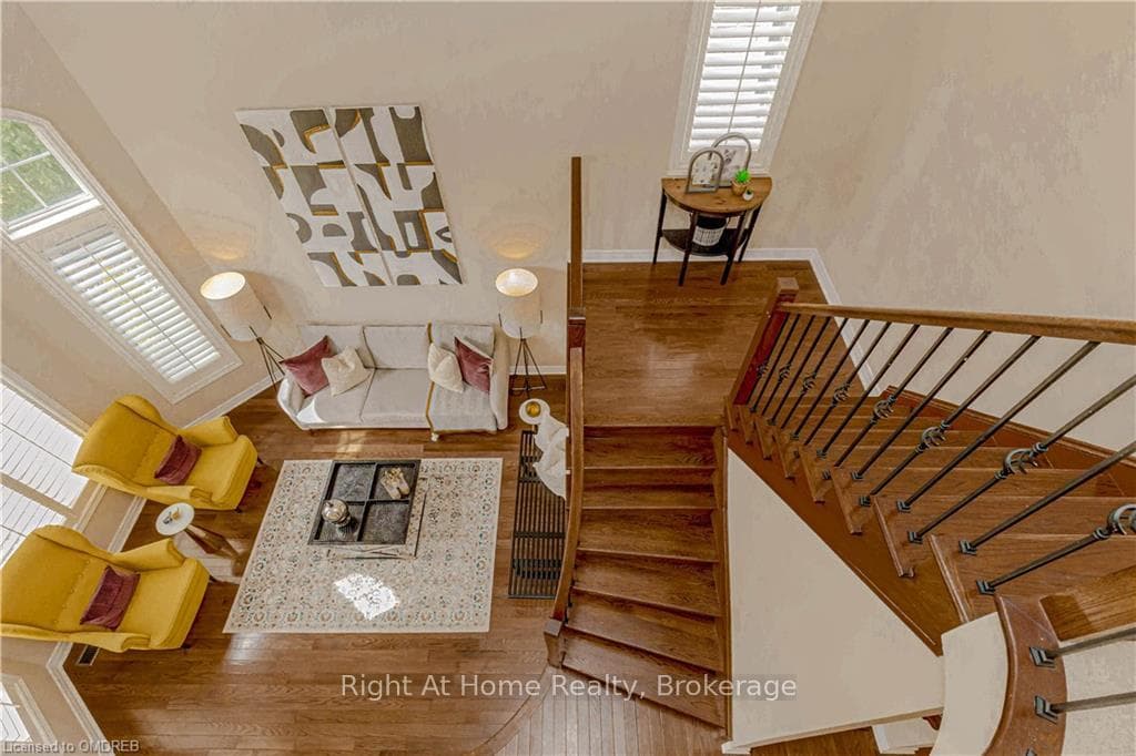 2138 ALDERBROOK Drive photo 8