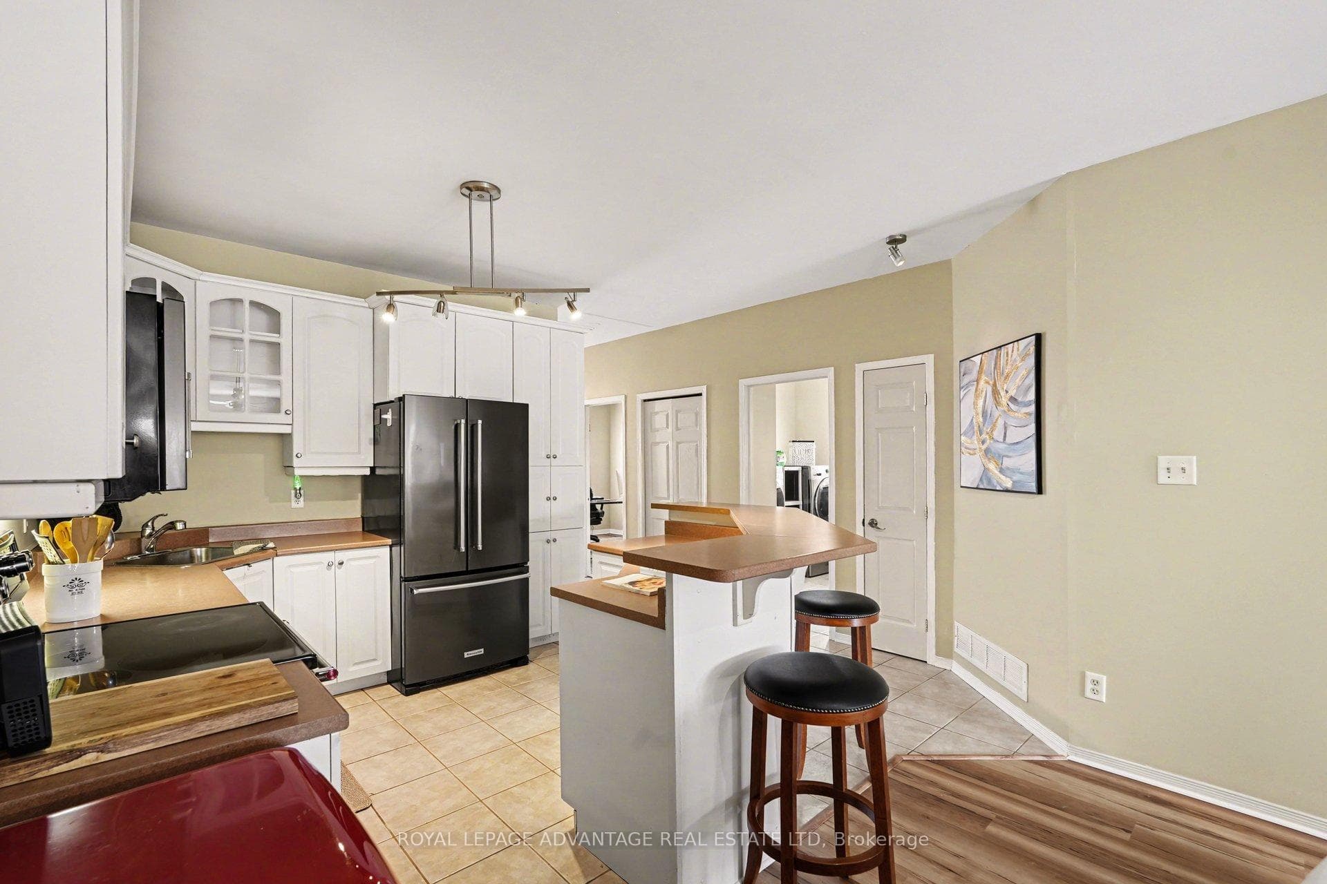 94 Patterson Crescent photo 16
