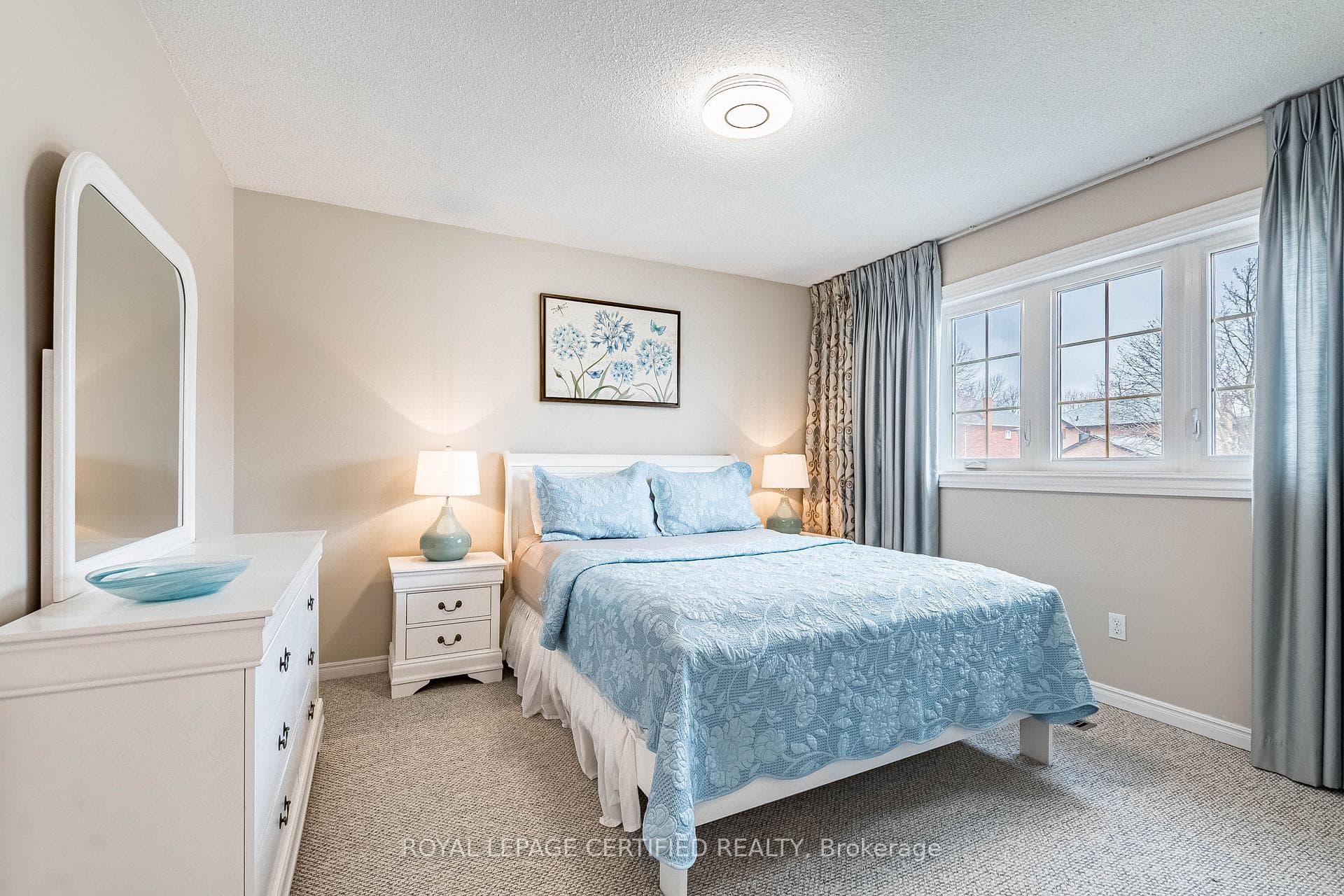 48 Fernbrook Crescent photo 31