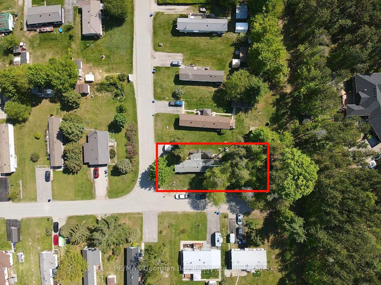 5263 Elliott Side Road Unit 81 photo 29