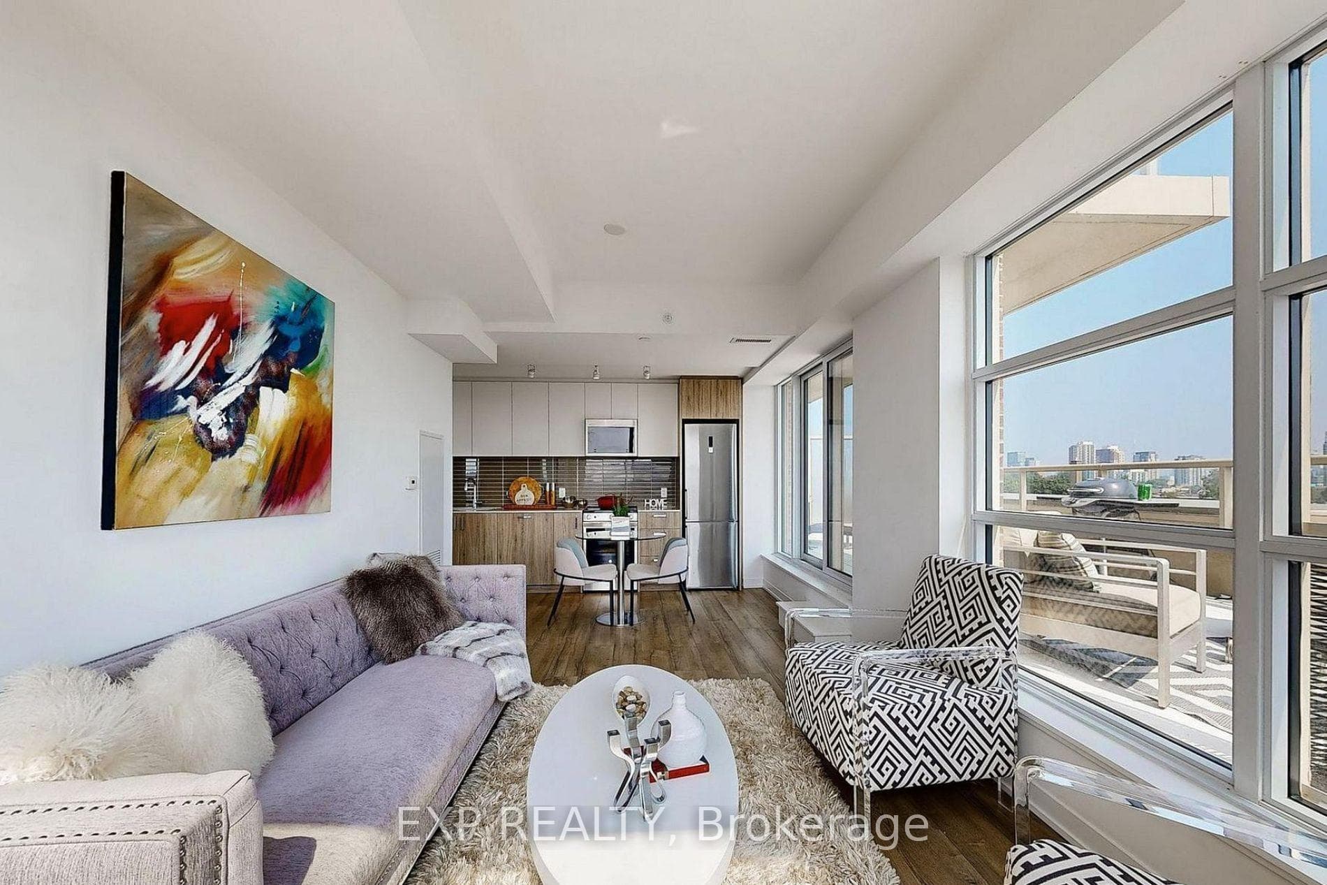 1787 St Clair Avenue Unit 607 photo 4