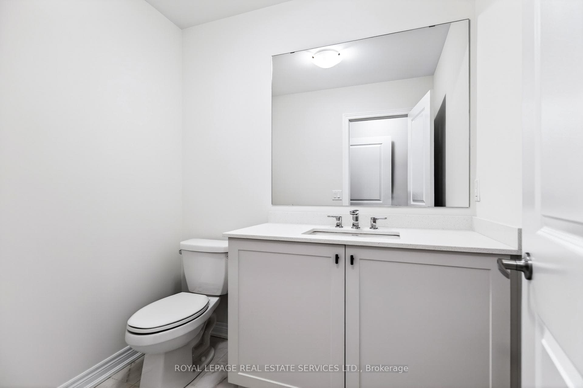 3205 Sixth Line Unit Unit 2 photo 12
