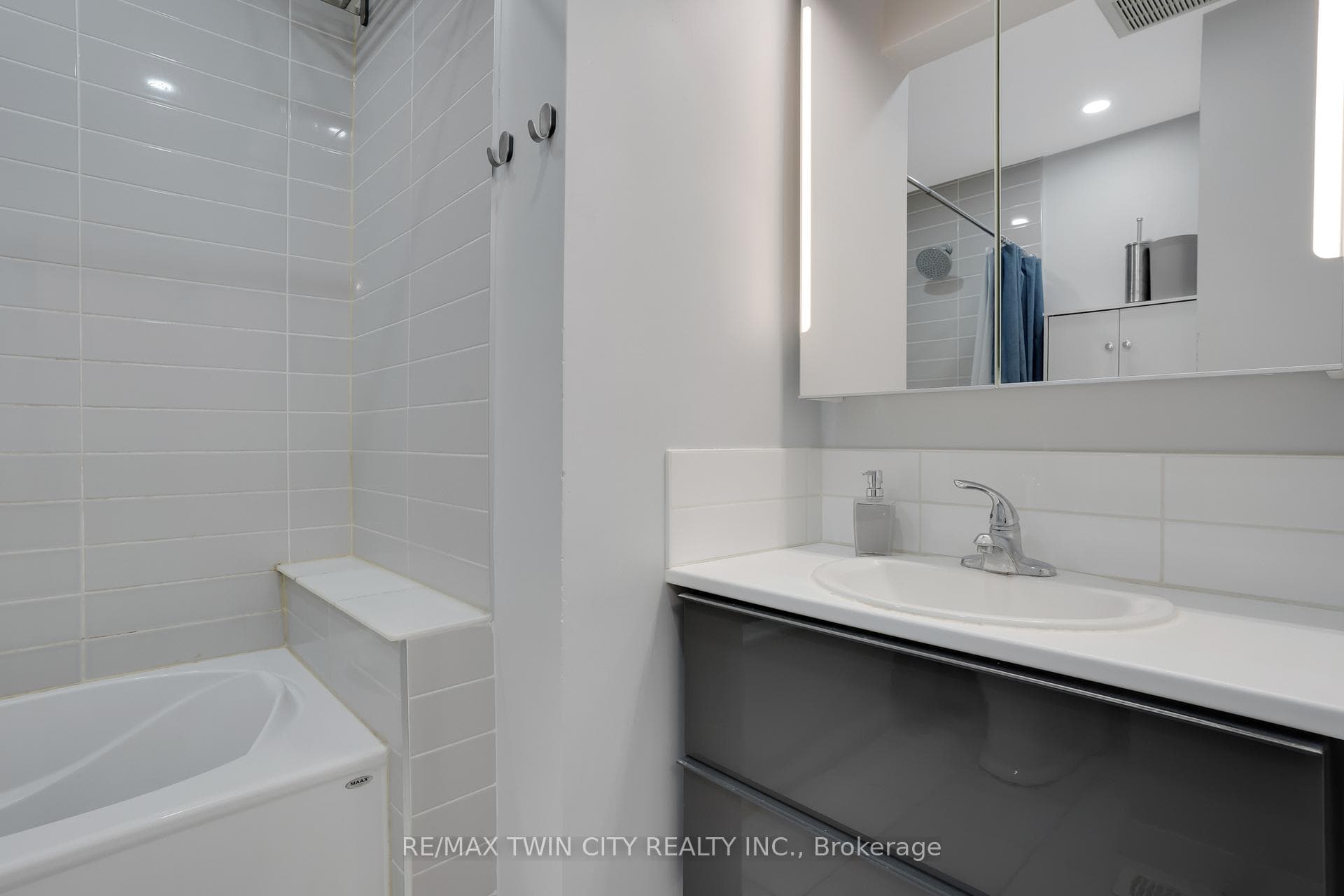 22 Ralgreen Crescent photo 28