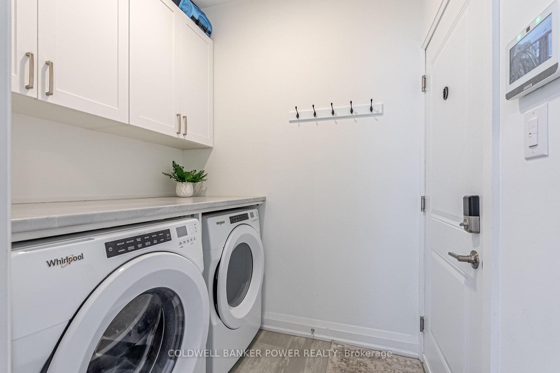 383 Daventry Way Unit 64 photo 23