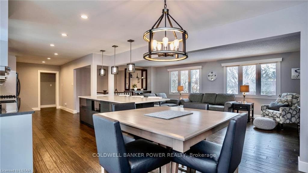 32 CONIFER Court photo 10