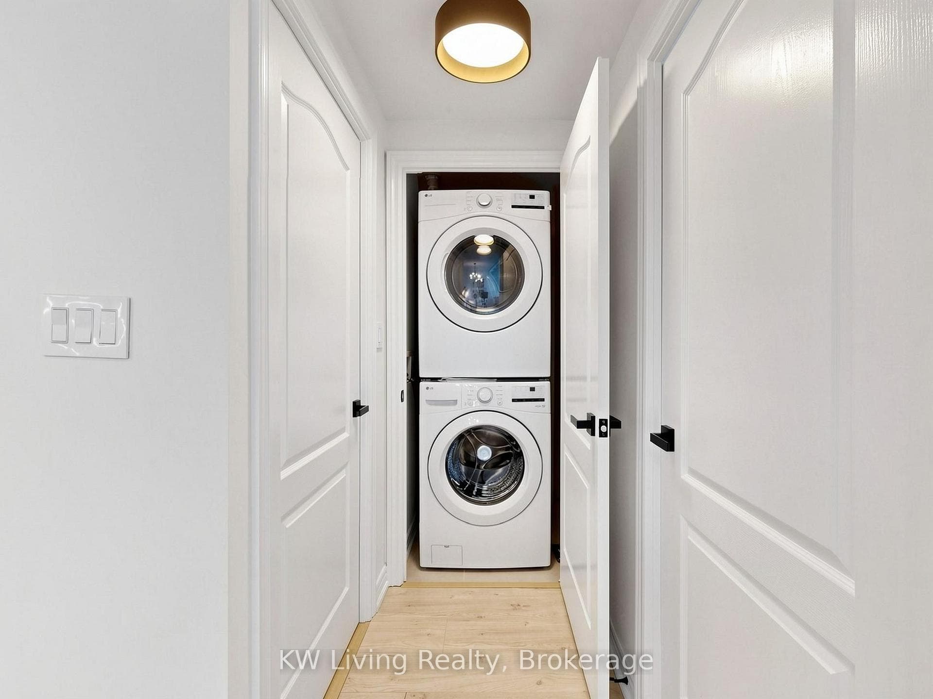 100 Promenade Circle Unit 1010 photo 17