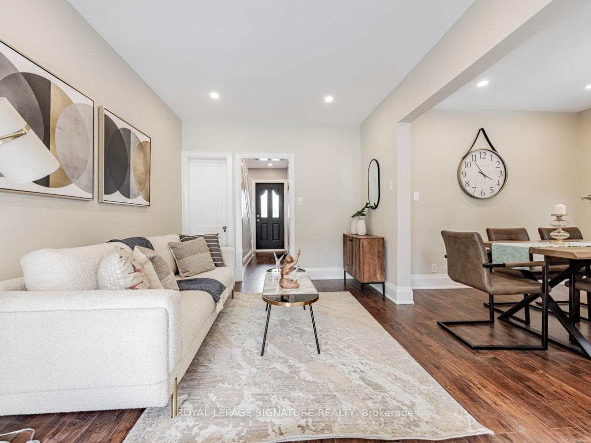 35 Rogers Road photo 8