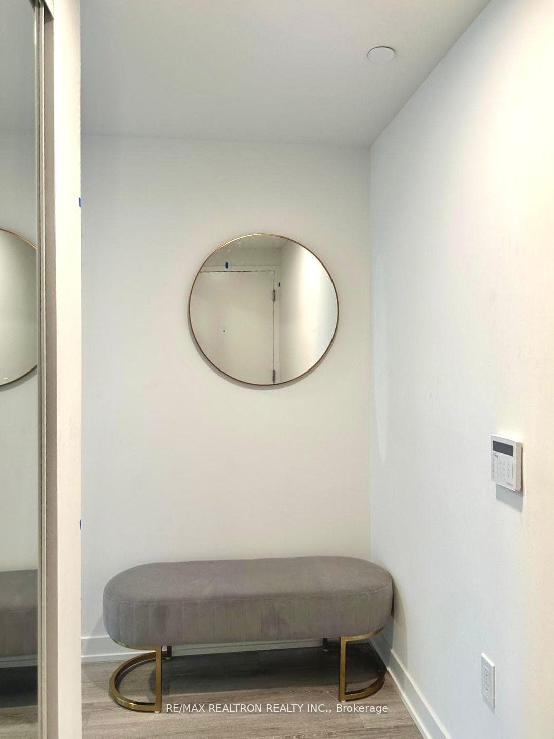 230 Simcoe Street Unit 926 photo 8