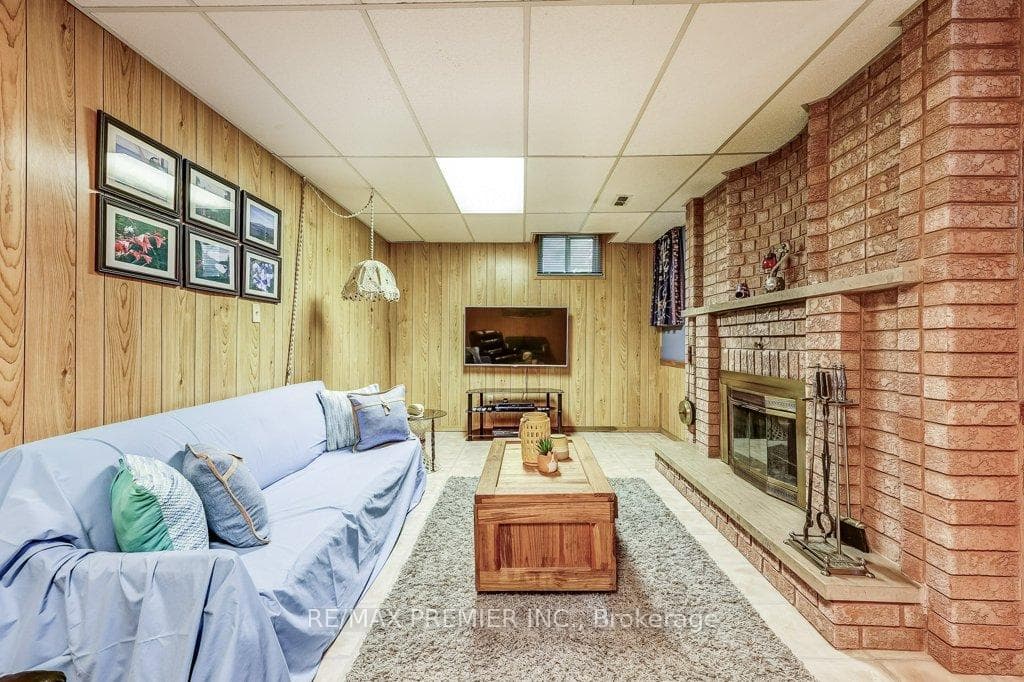 2360 Whaley Drive photo 30