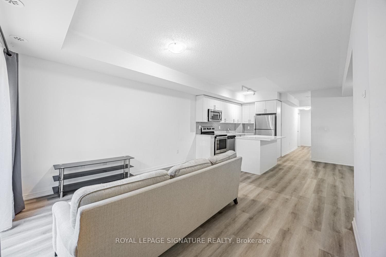 510 Kingbird Grove Unit 115 photo 4
