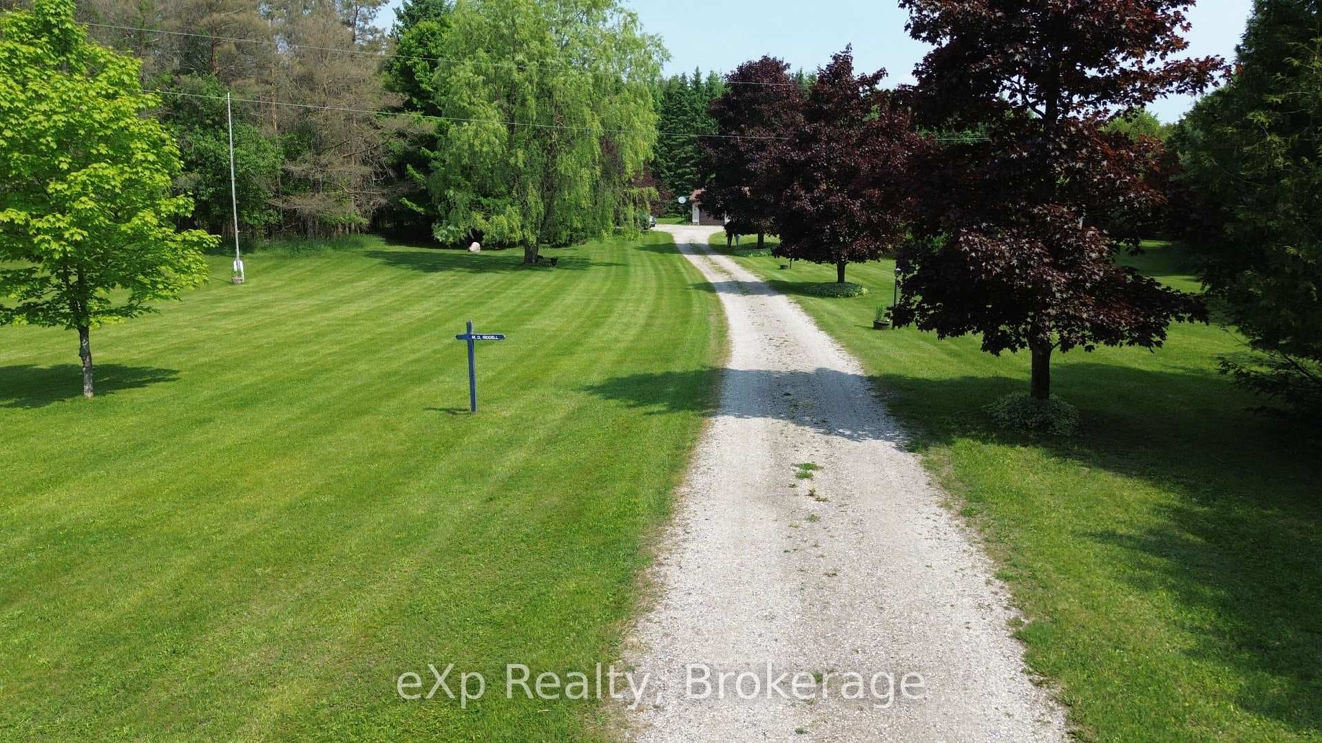 522623 Welbeck Road photo 5