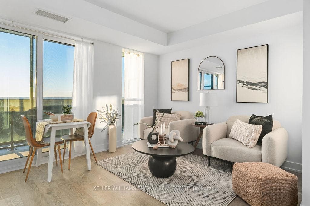 2550 Simcoe Street Unit 2421 photo 7