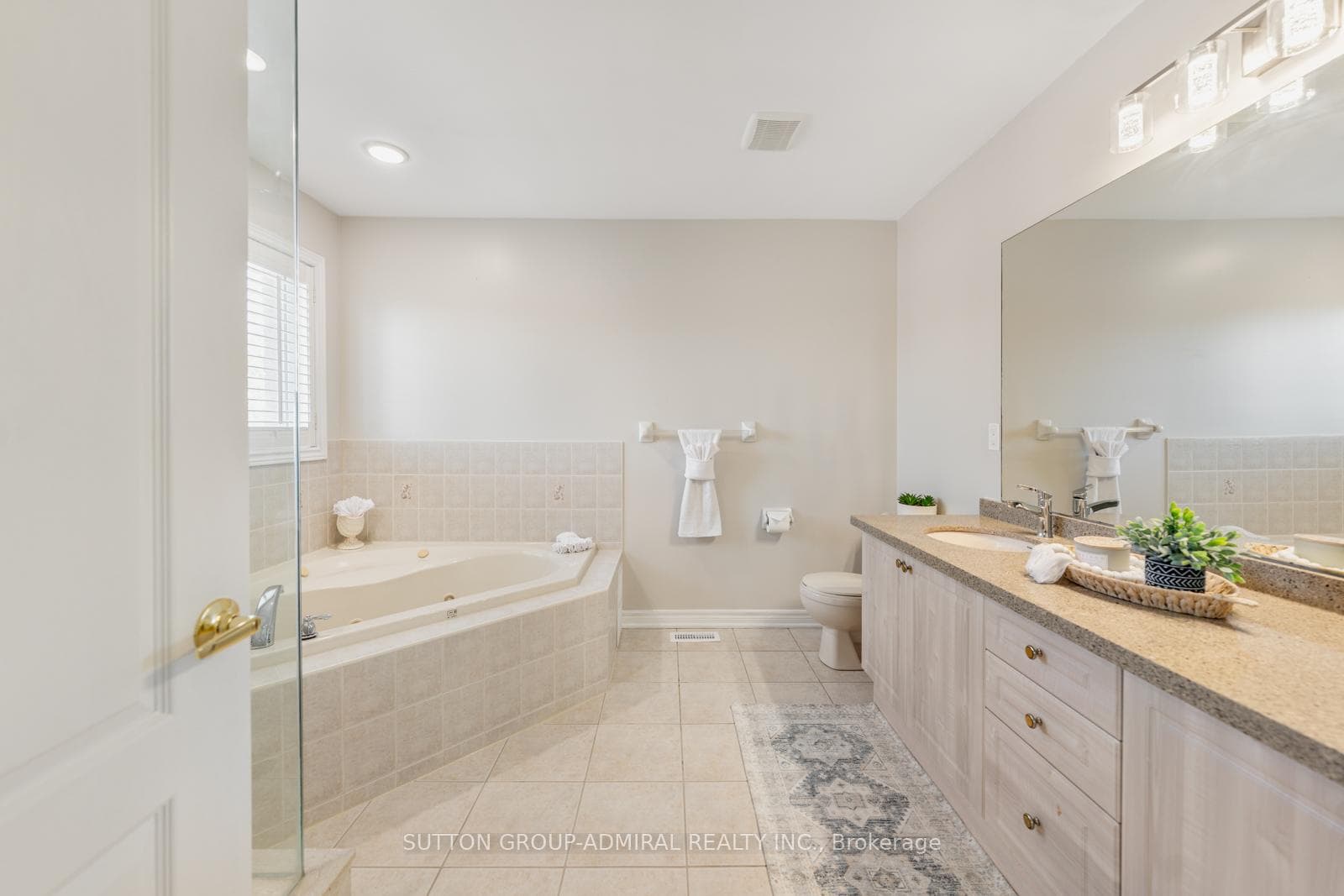 16 Appleview Road photo 22
