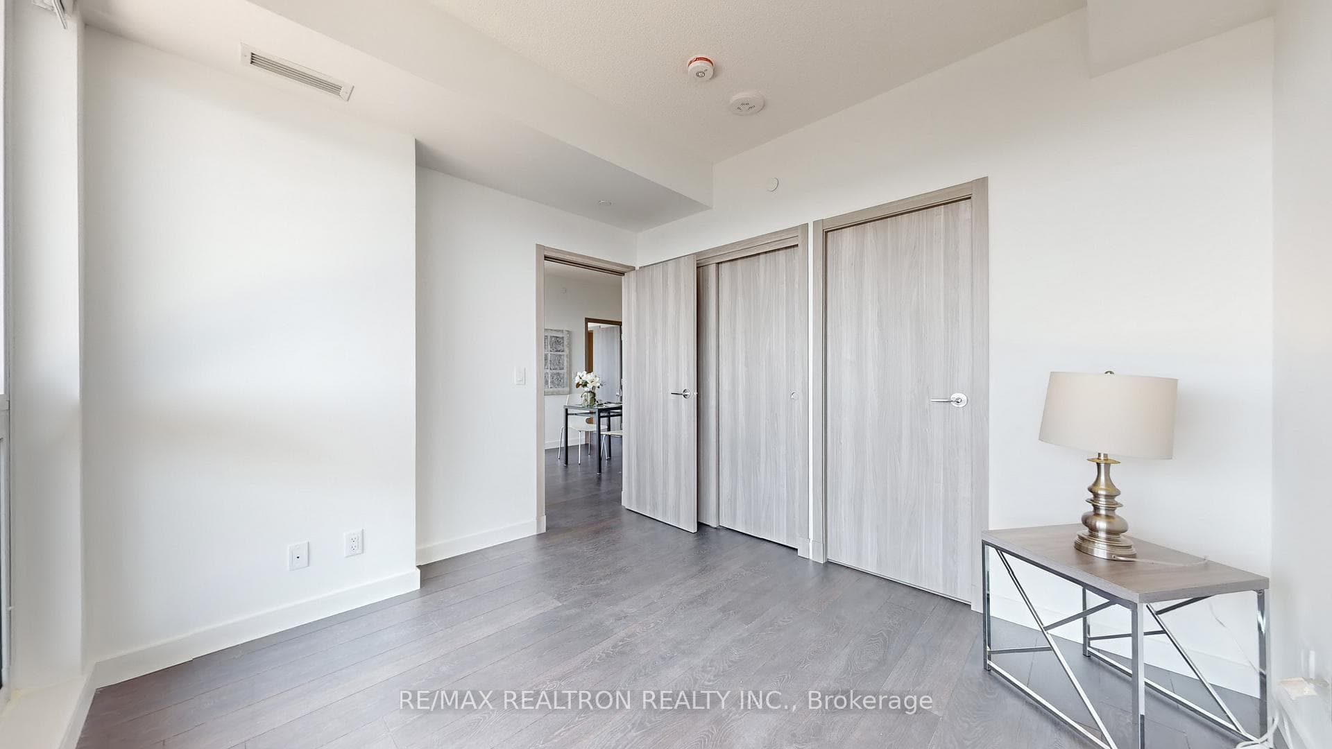 27 McMahon Drive Unit 2803 photo 23