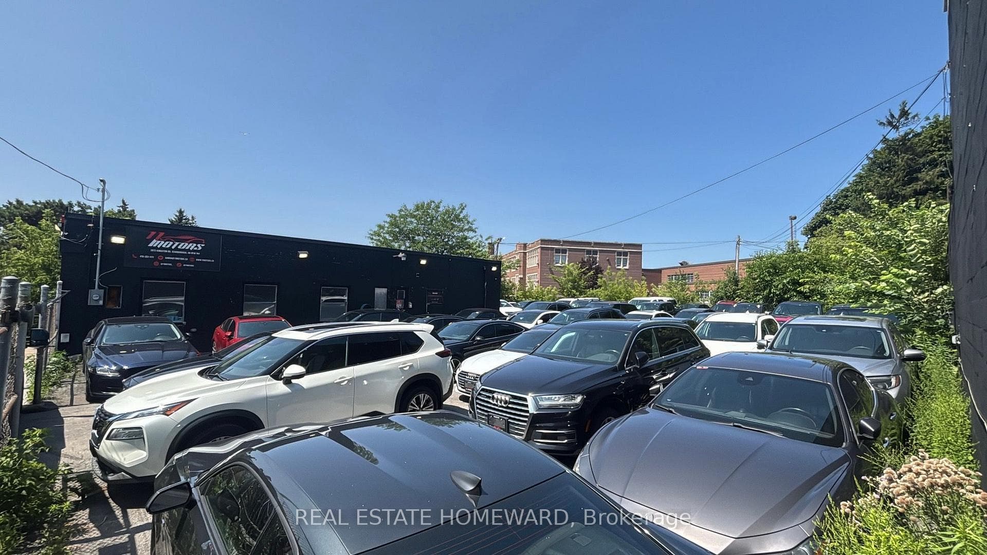2872 Kingston Road photo 12