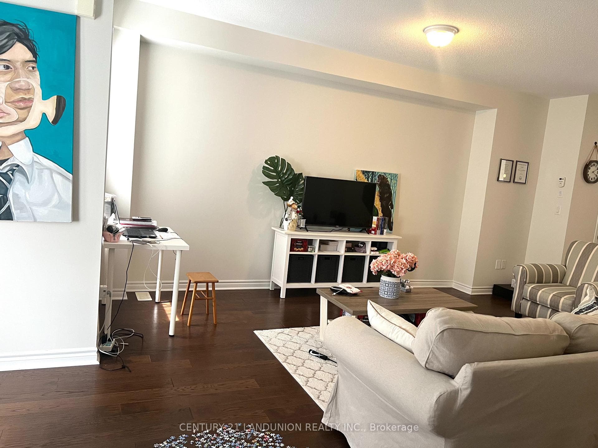 122 Gordon Circle photo 7