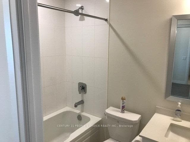 35 Watergarden Drive Unit 2017 photo 10