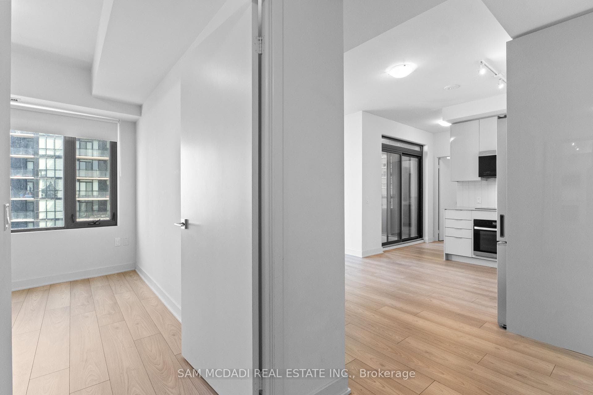 2920 Highway 7 Road Unit 2205 photo 3