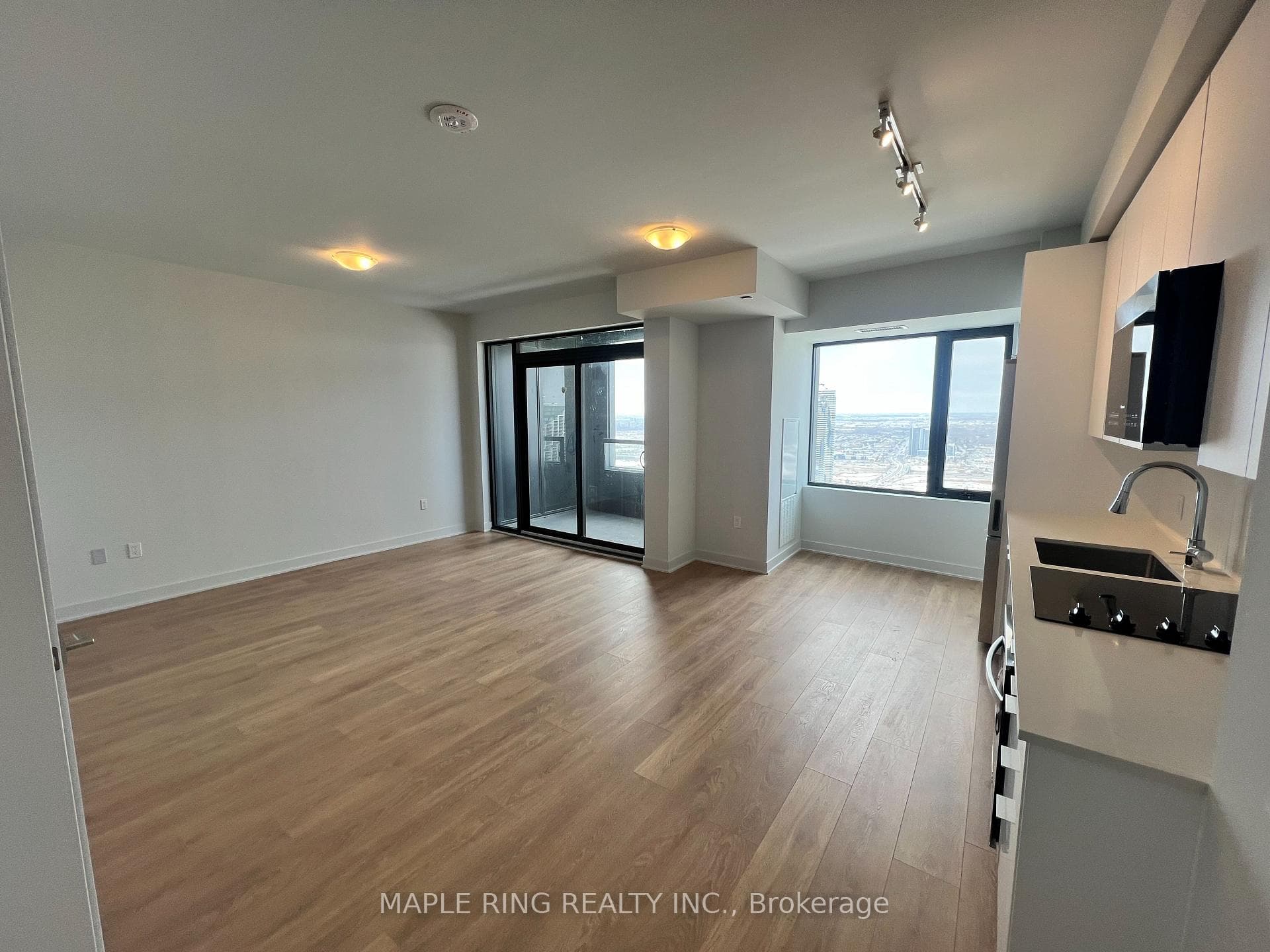 2920 Highway 7 Road Unit 4805 photo 1
