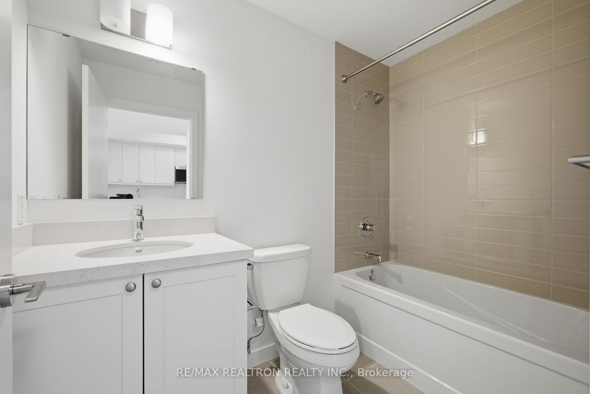 51 Clarington Boulevard Unit 203 photo 7
