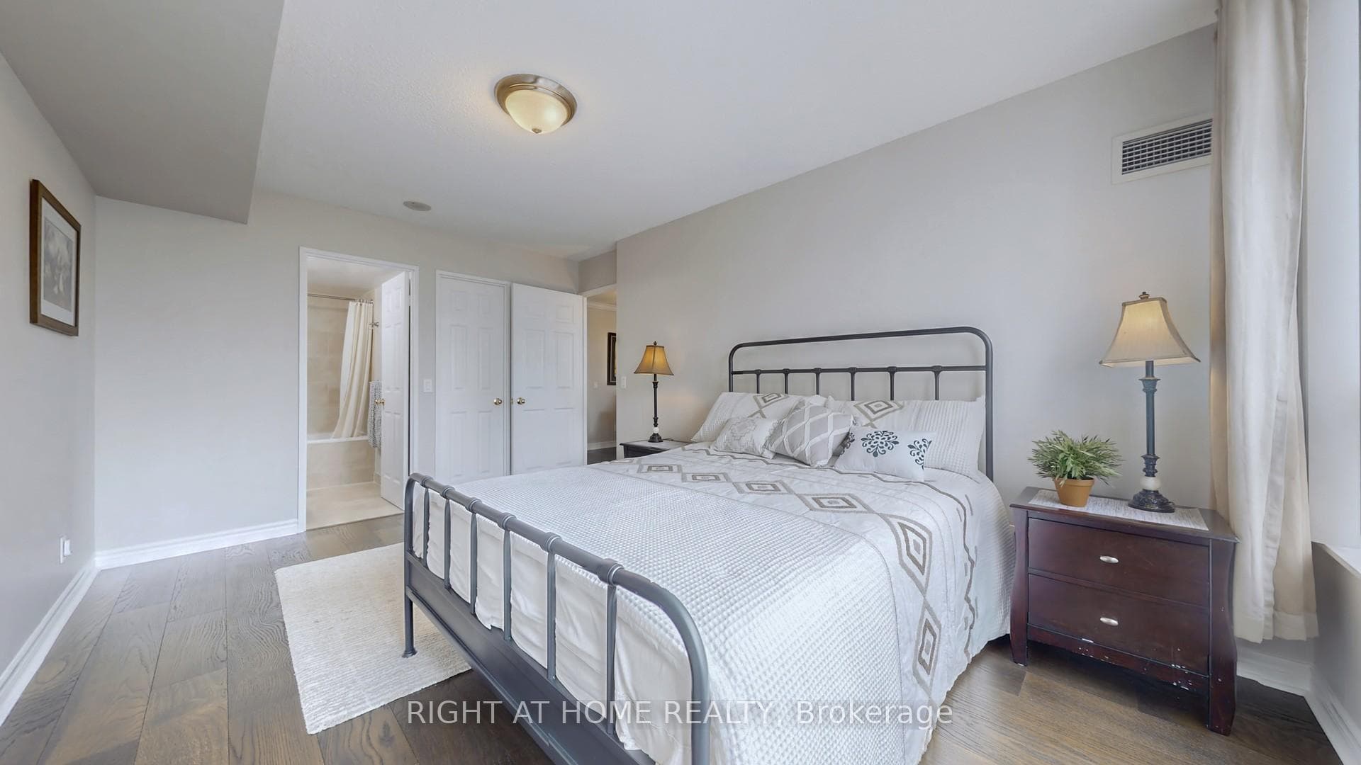 18 Parkview Avenue Unit 906 photo 17
