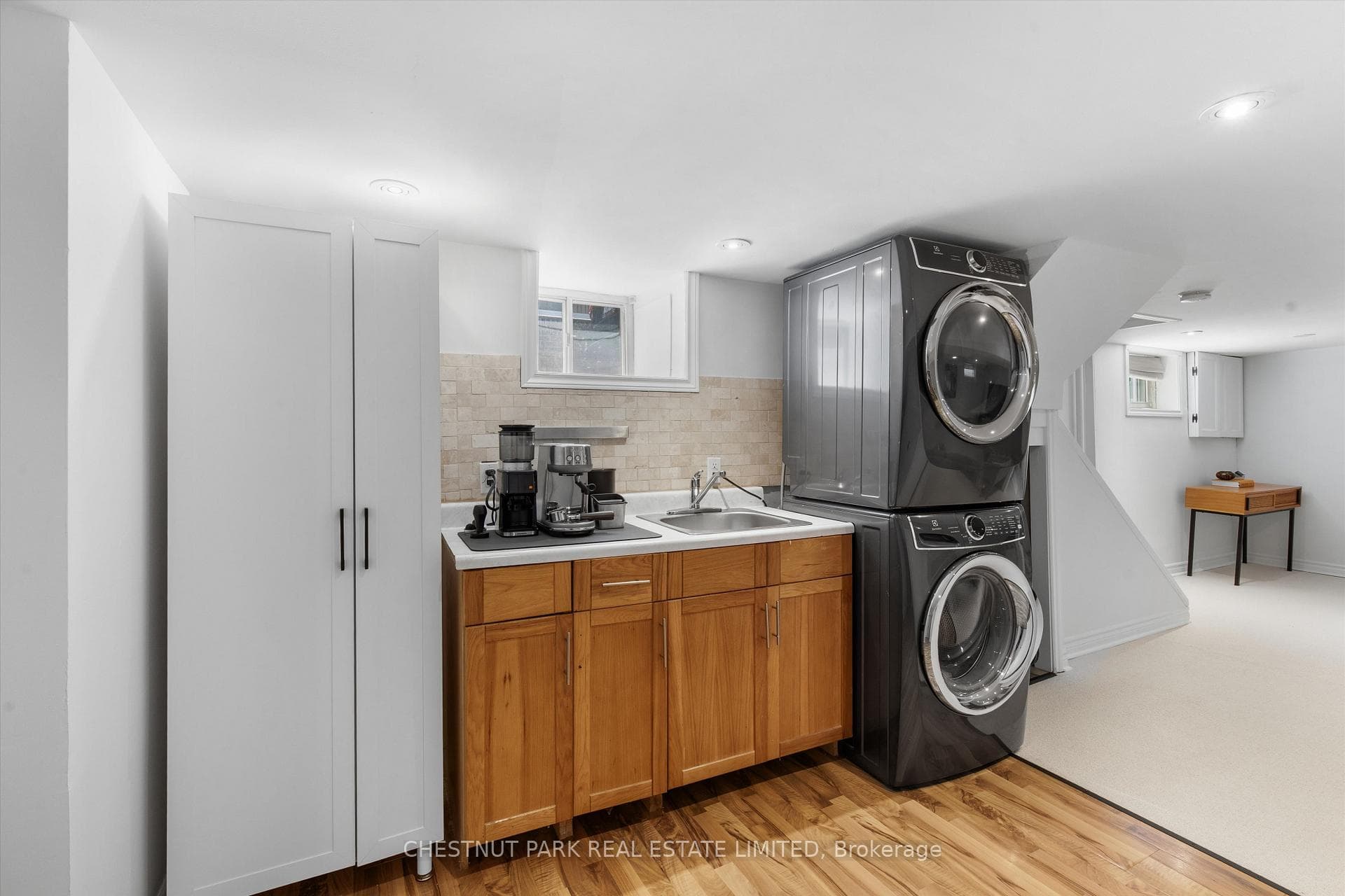 123 Wesley Street photo 15