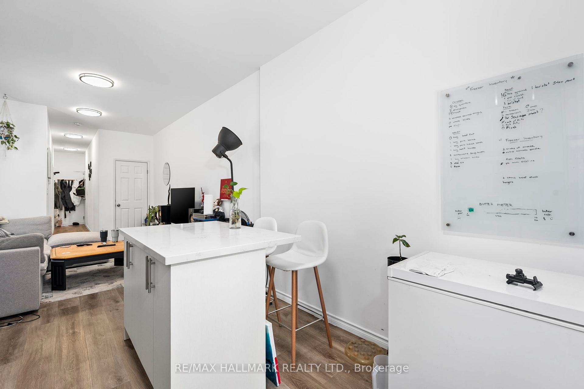 123 Lansdowne Avenue photo 5