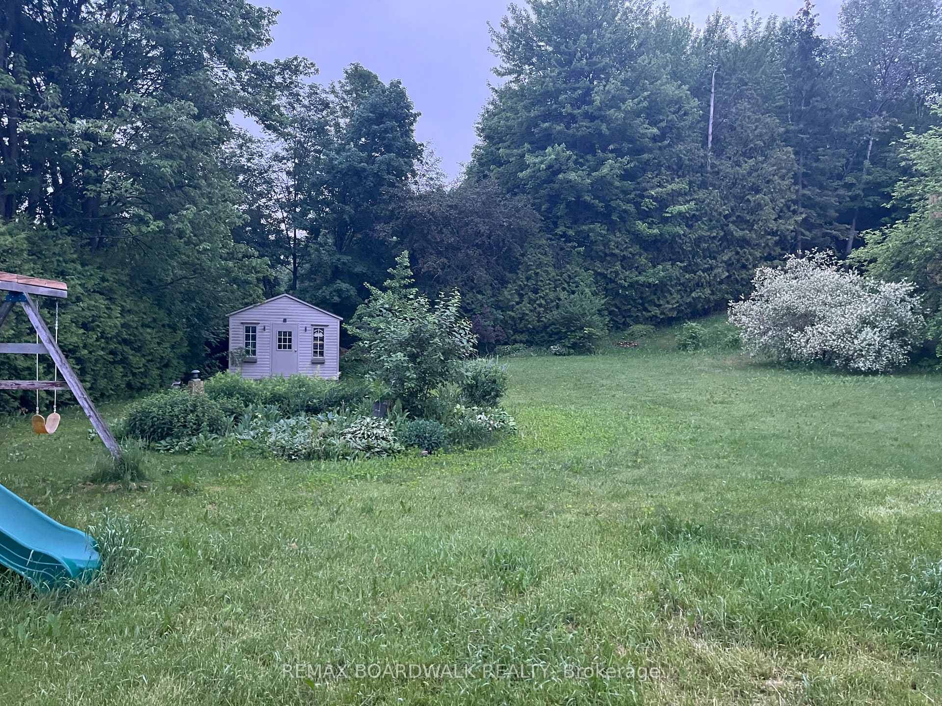 6742 Notre Dame Street photo 5