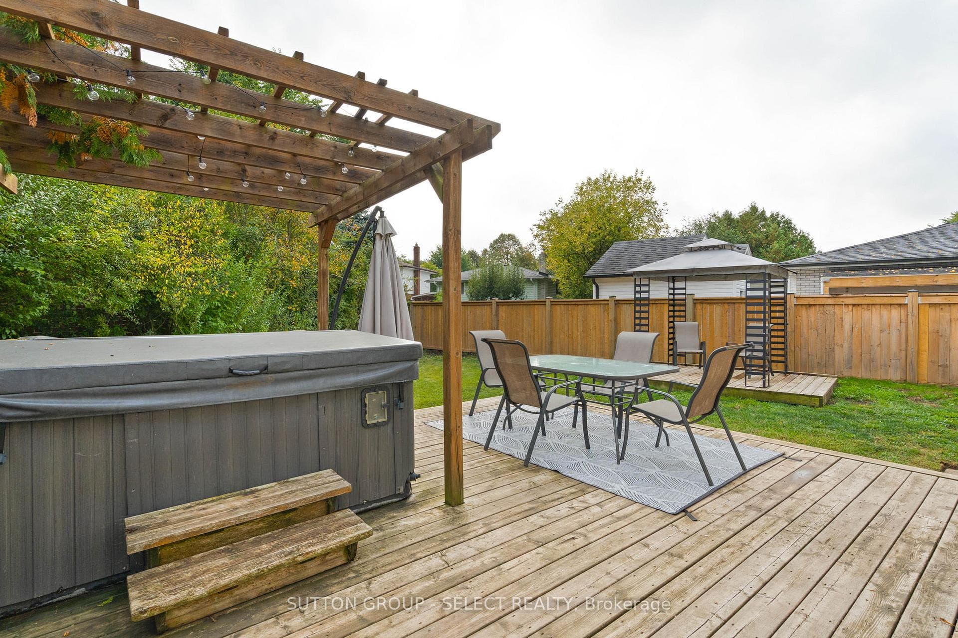 12 Kinburn Crescent photo 38