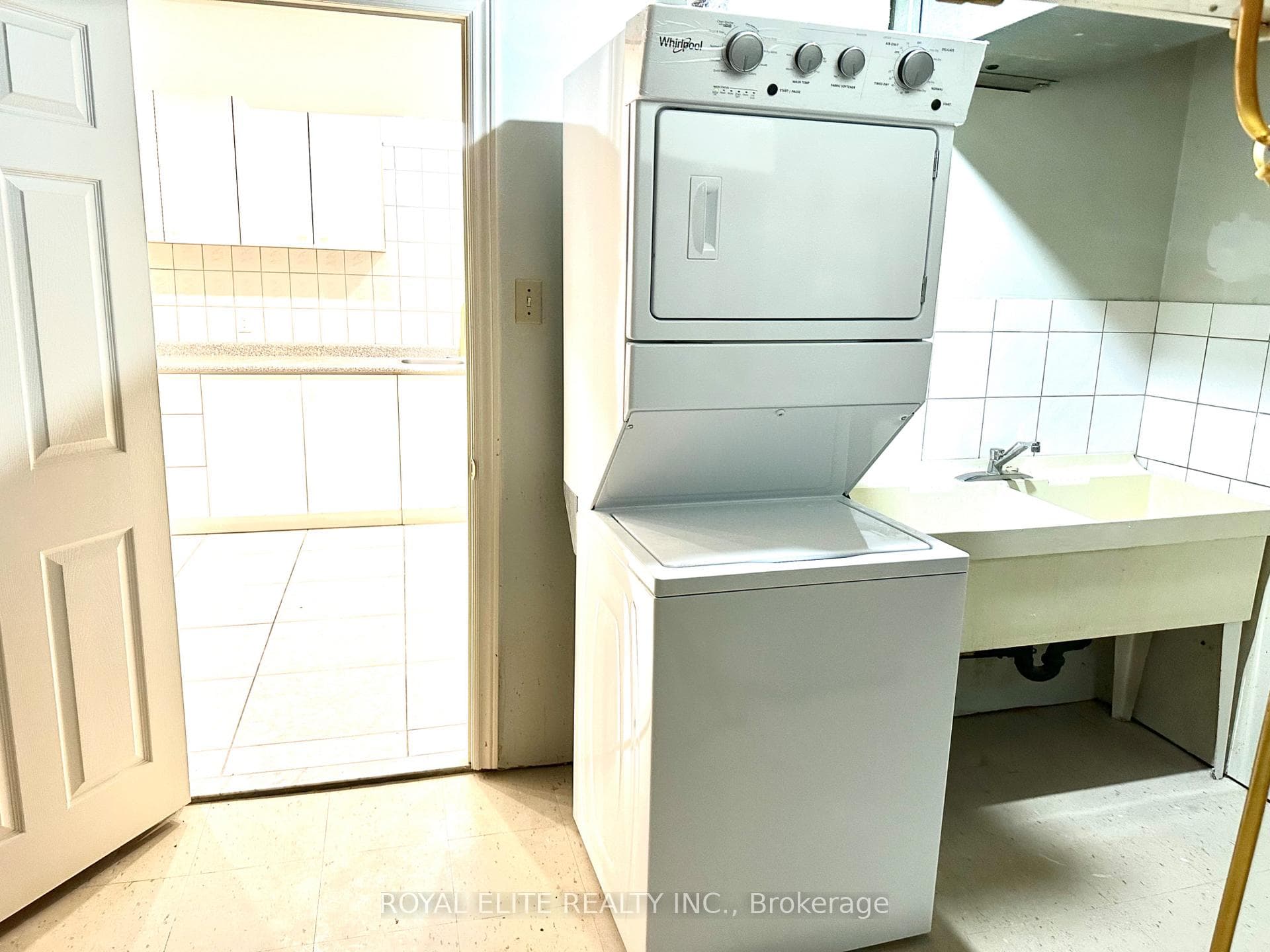 804 Hollander Road Unit Bsmt photo 26