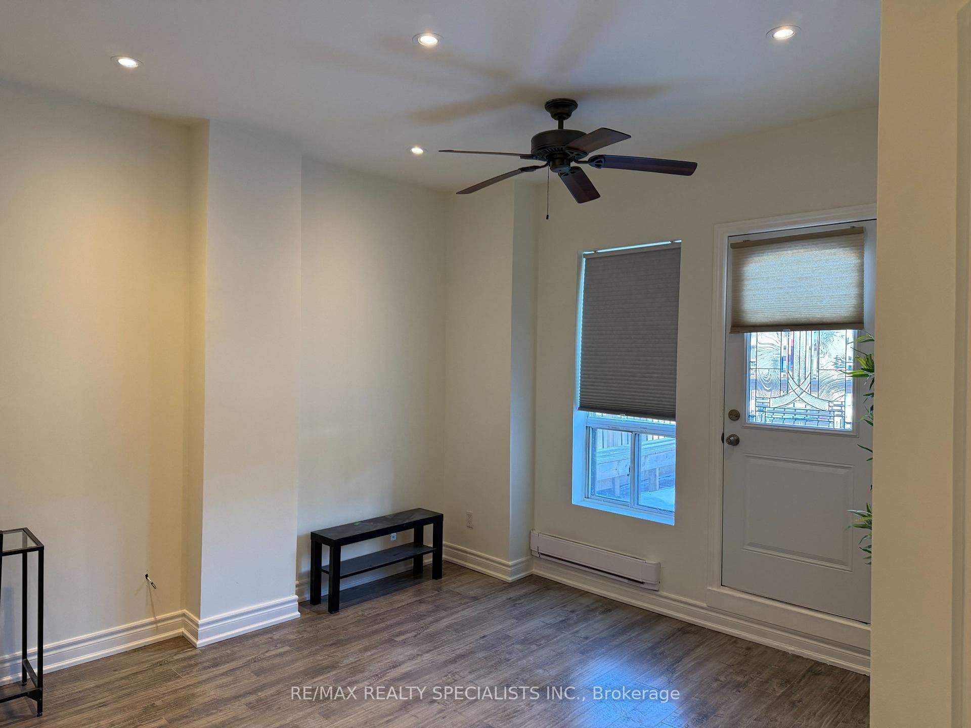 450 BATHURST Street Unit 2 photo 13
